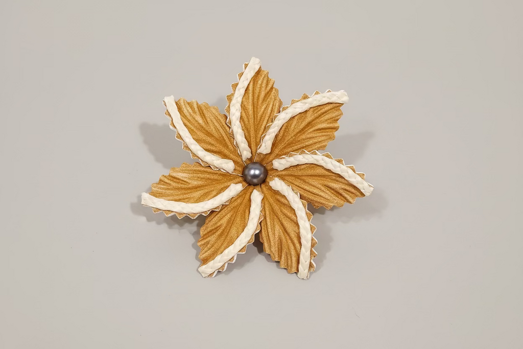 Fleur marron kafa togi